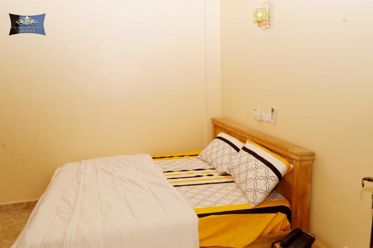Glory Palace Hotel Cotonou Exterior photo
